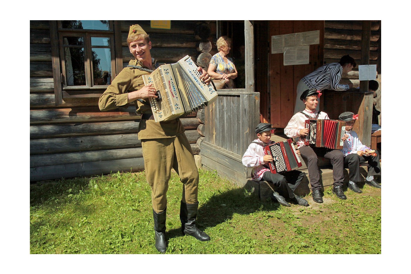 Дом твардовского фото